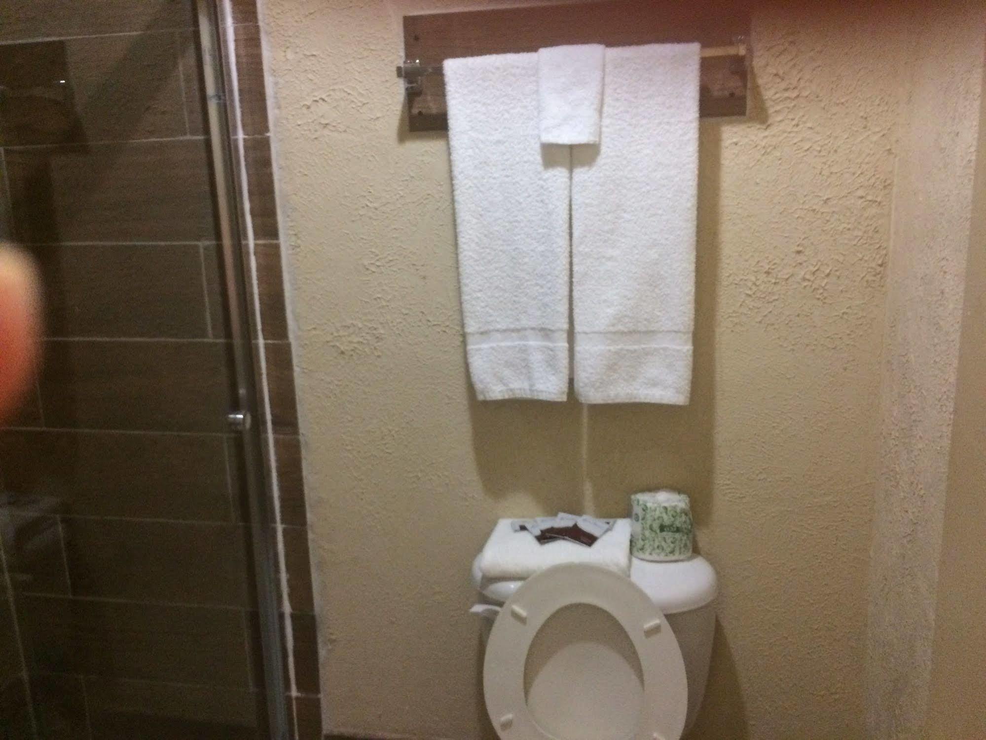 Studio 6 Suites Hurricane, Wv Zewnętrze zdjęcie